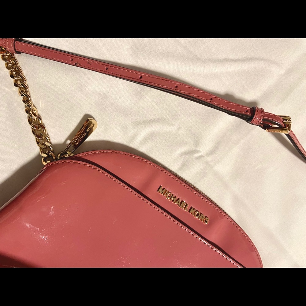Crossbody bag